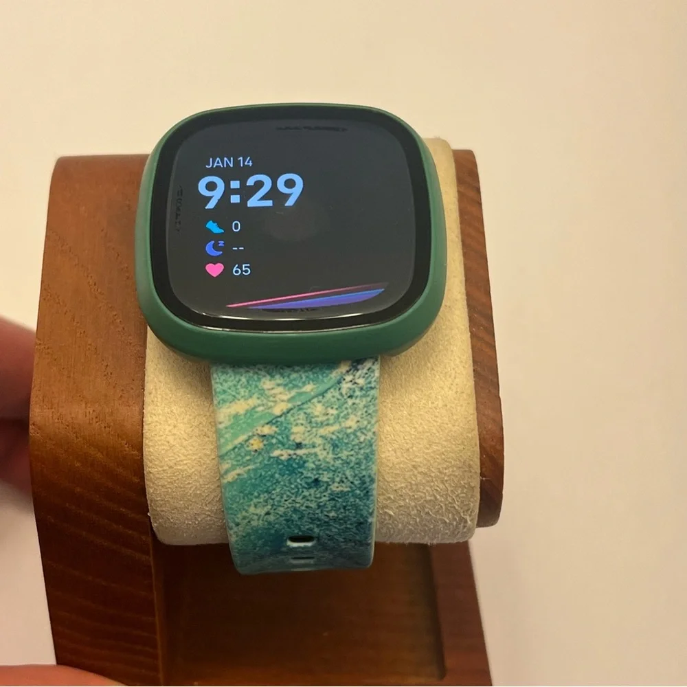 Fitbit Sense Advanced (protective‎ case, tested, Charger)